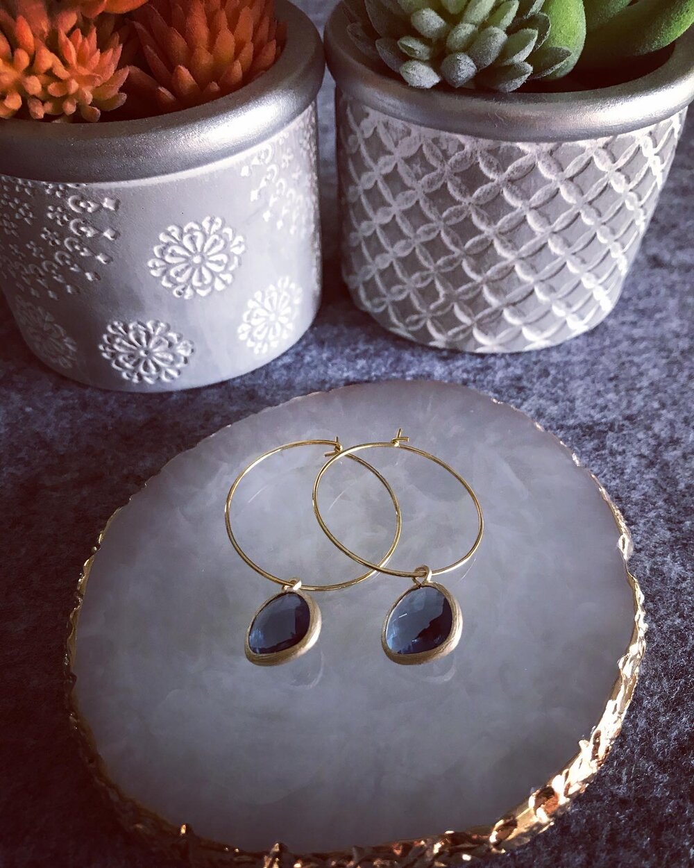 GLASS BEADED EARRINGS (GOLD)