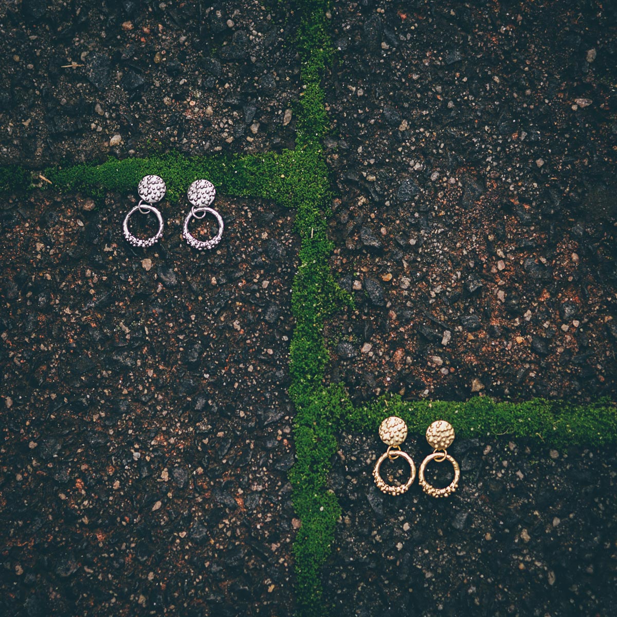 BUMPY ROUND STUDS