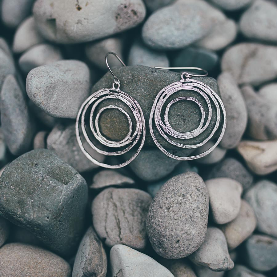 MULTIPLE CIRCLE EARRINGS