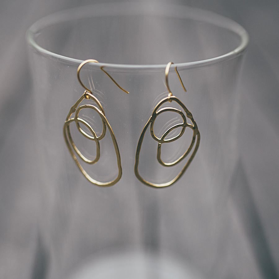 SWIRL EARRINGS