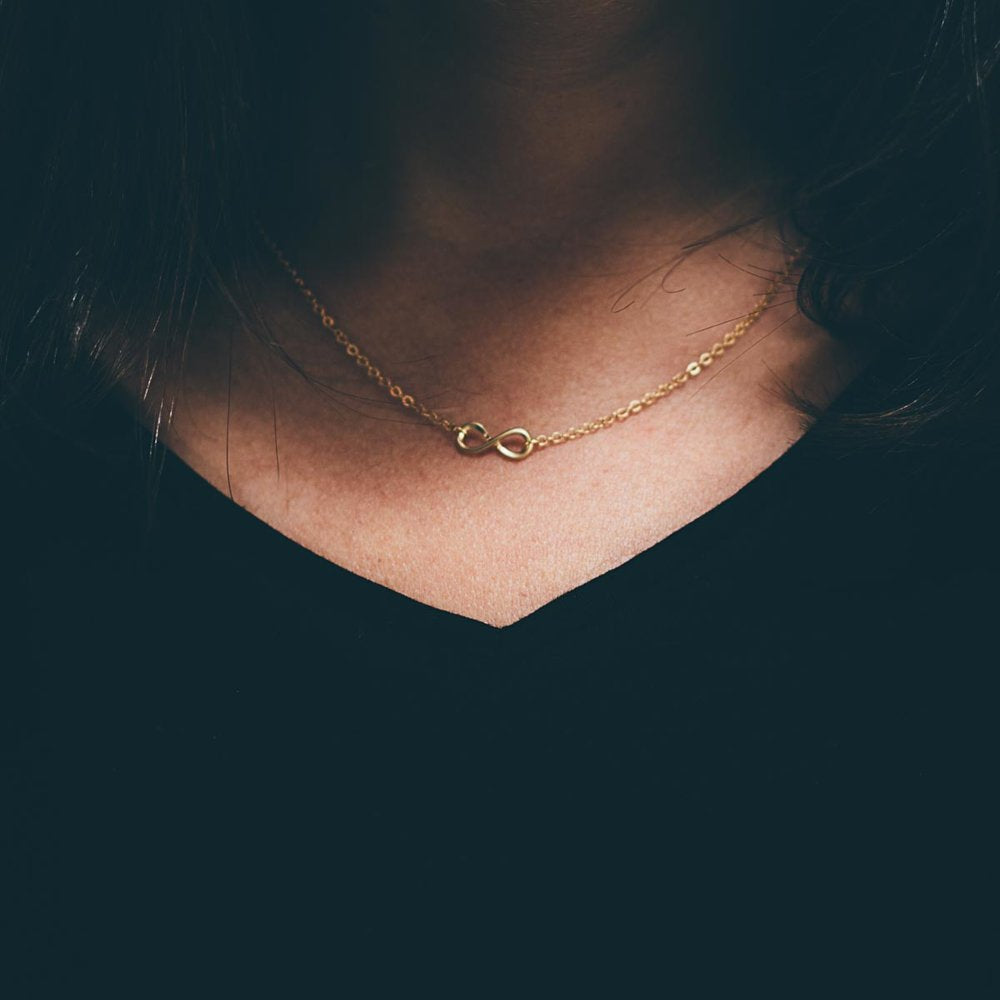 INFINITY NECKLACE