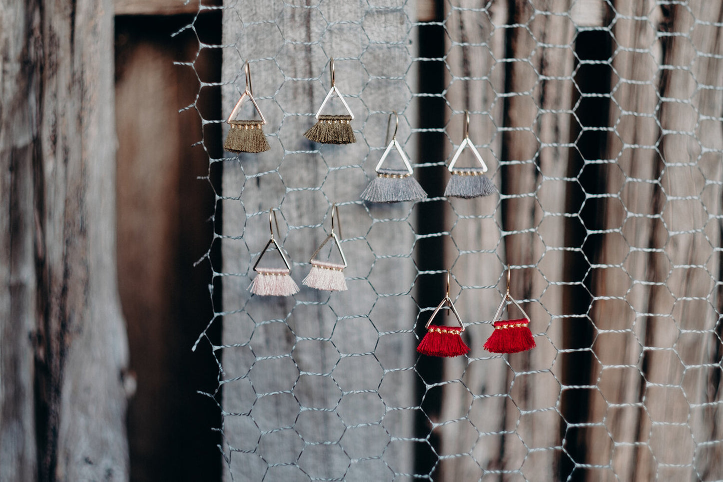 DELICATE TASSEL EARRINGS