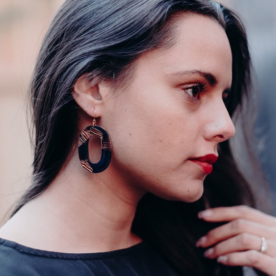OVAL EARRINGS