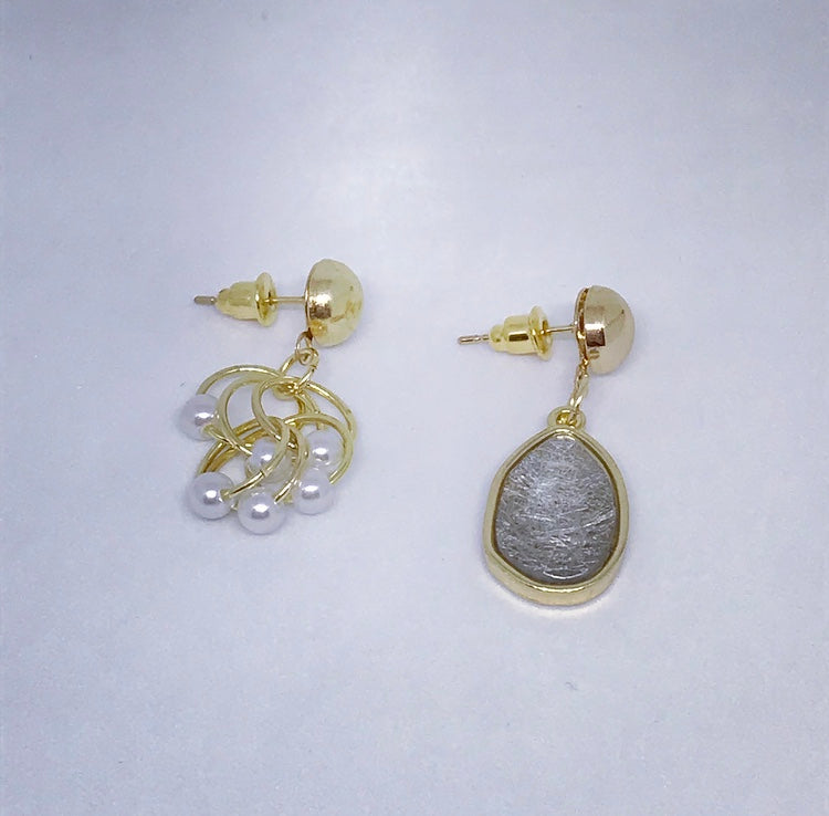 ASYMMETRIC PEARL AND RESIN BEAD DANGLES